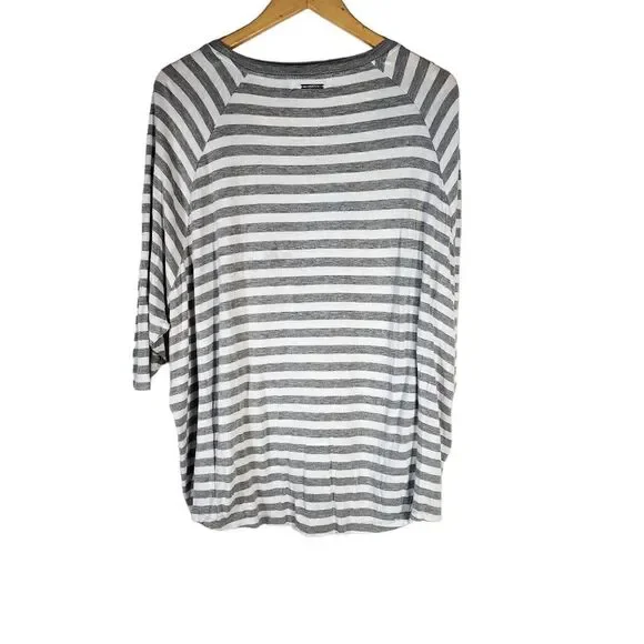 MICHAEL KORS WOMEN'S  GREY/WHITE STRIPED 3/4 SLEEVE TEE 0x - Picture 2 of 8